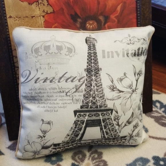 Other - 💥Paris decorative pillow.